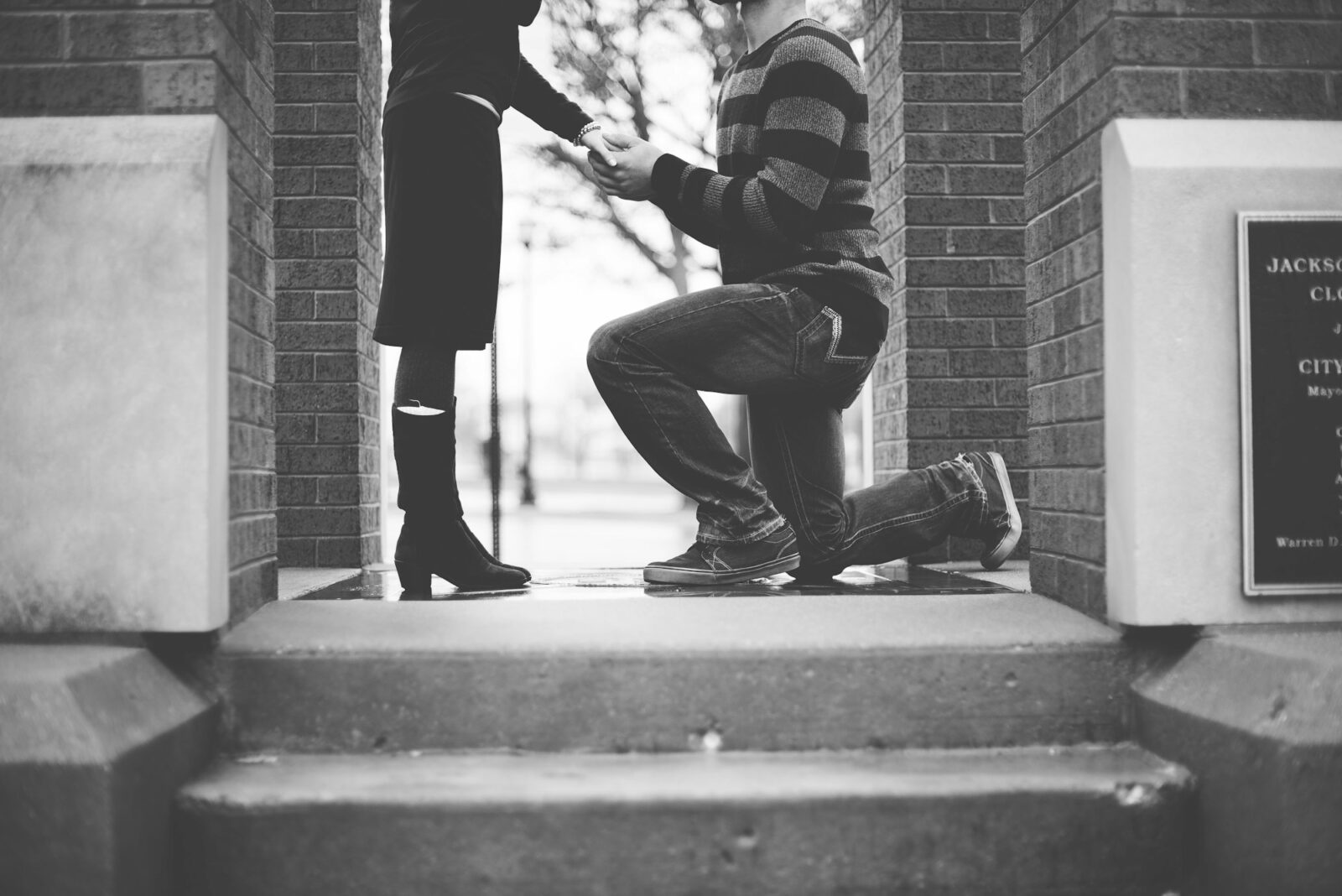 engagement on one knee